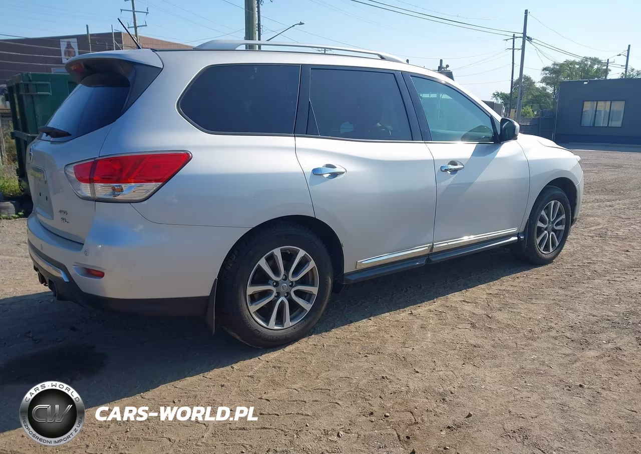 2015 Nissan Pathfinder Sl VIN:5N1AR2MM4FC713179 - 4