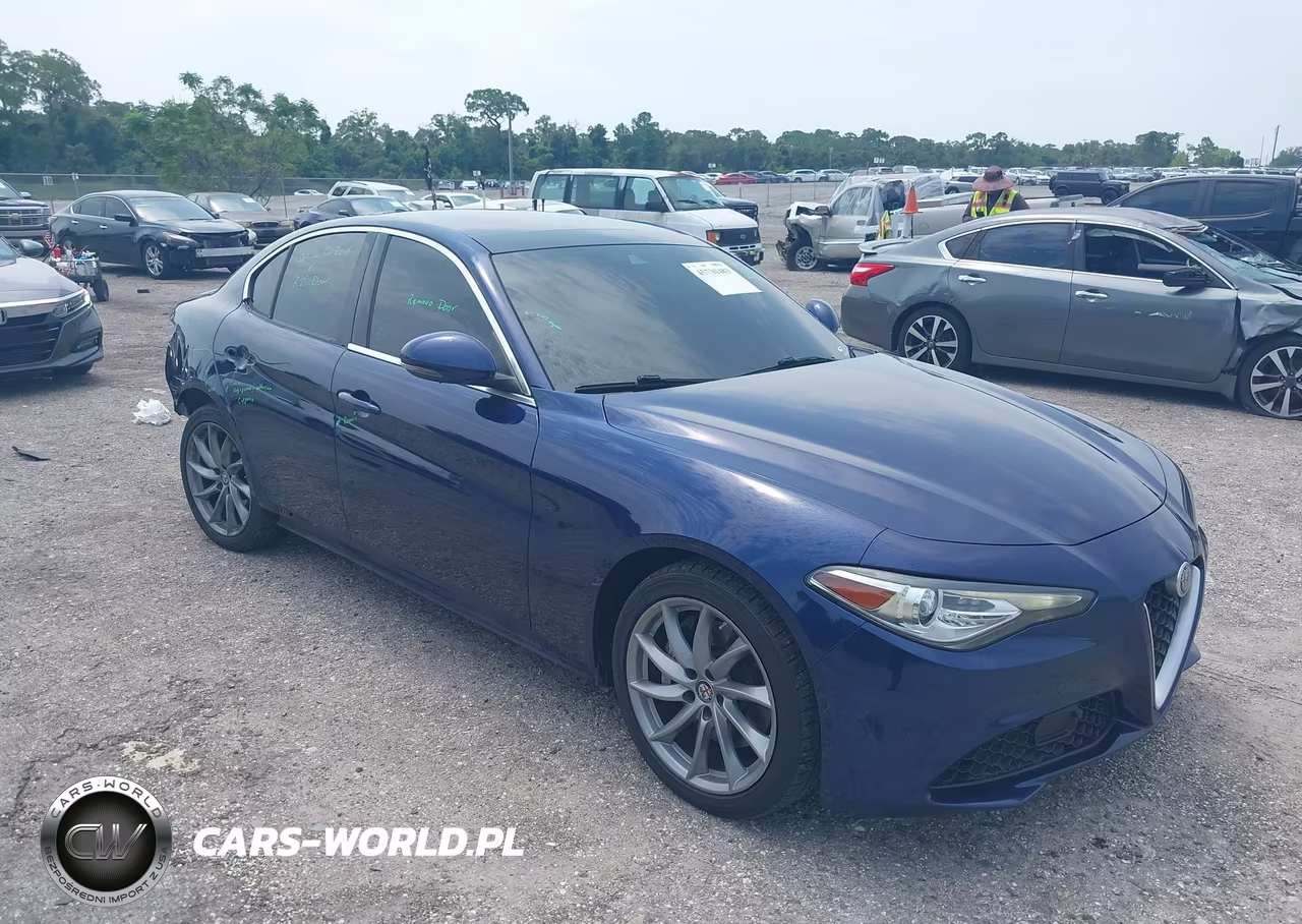 2017 Alfa Romeo Giulia Awd