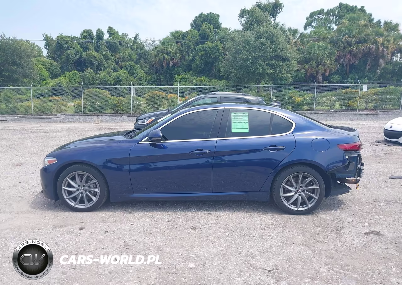 2017 Alfa Romeo Giulia Awd VIN:ZARFAEDNXH7551877 - 14