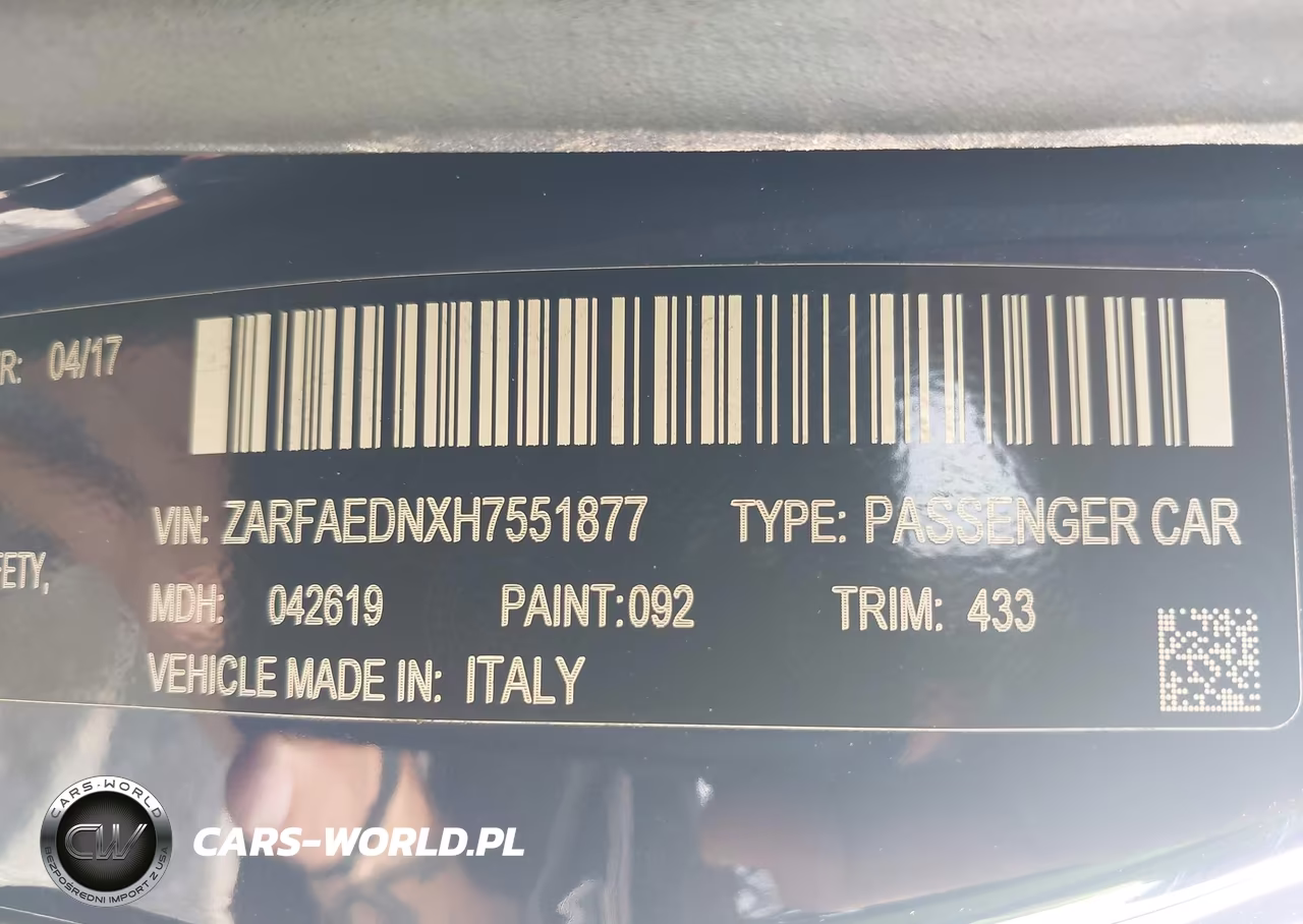 2017 Alfa Romeo Giulia Awd VIN:ZARFAEDNXH7551877 - 9