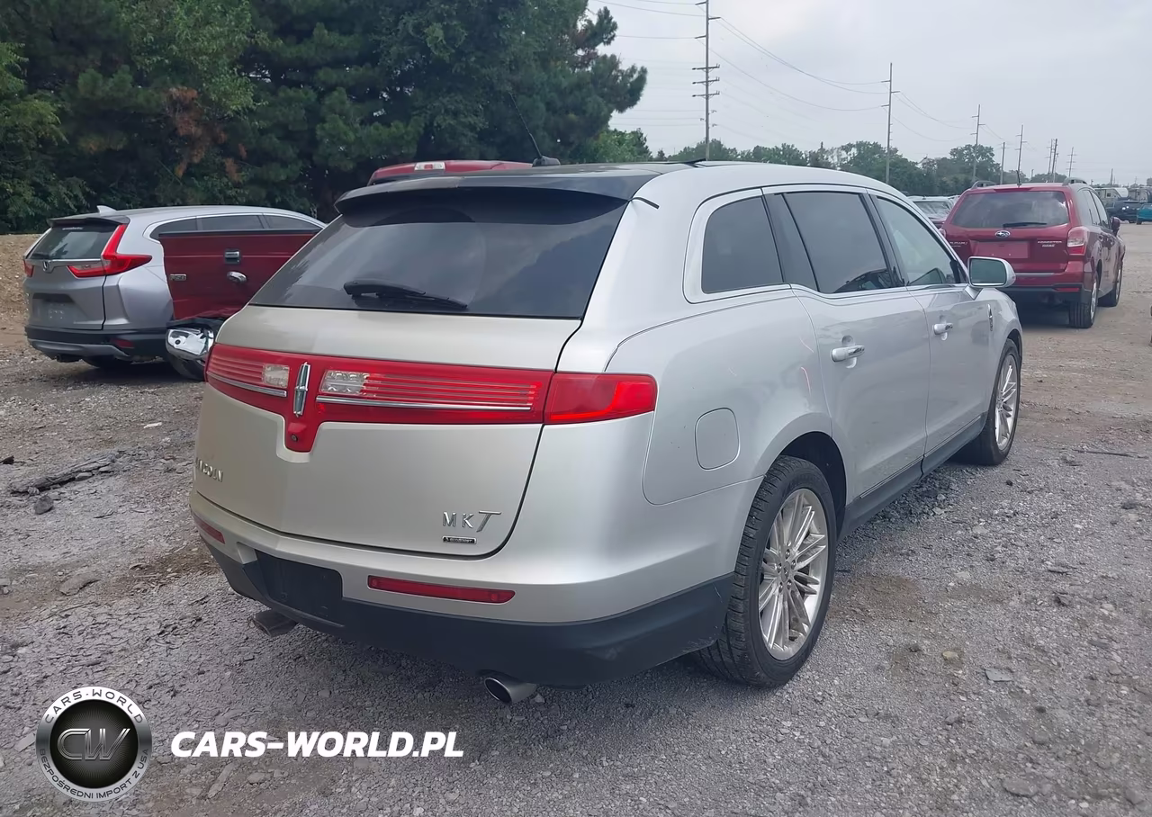 2015 Lincoln Mkt Ecoboost VIN:2LMHJ5AT8FBL02035 - 4