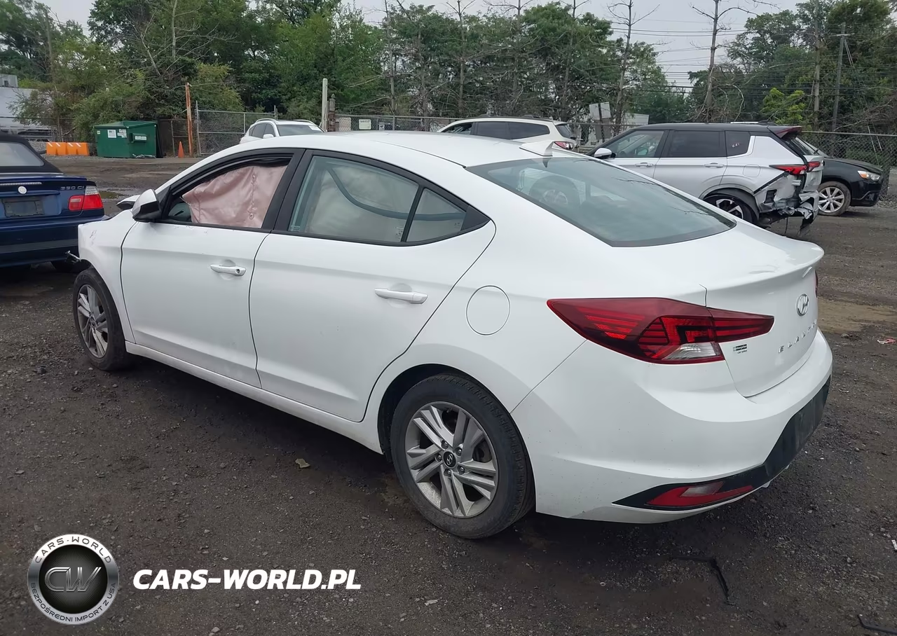 2020 Hyundai Elantra Sel VIN:5NPD84LF5LH582637 - 3