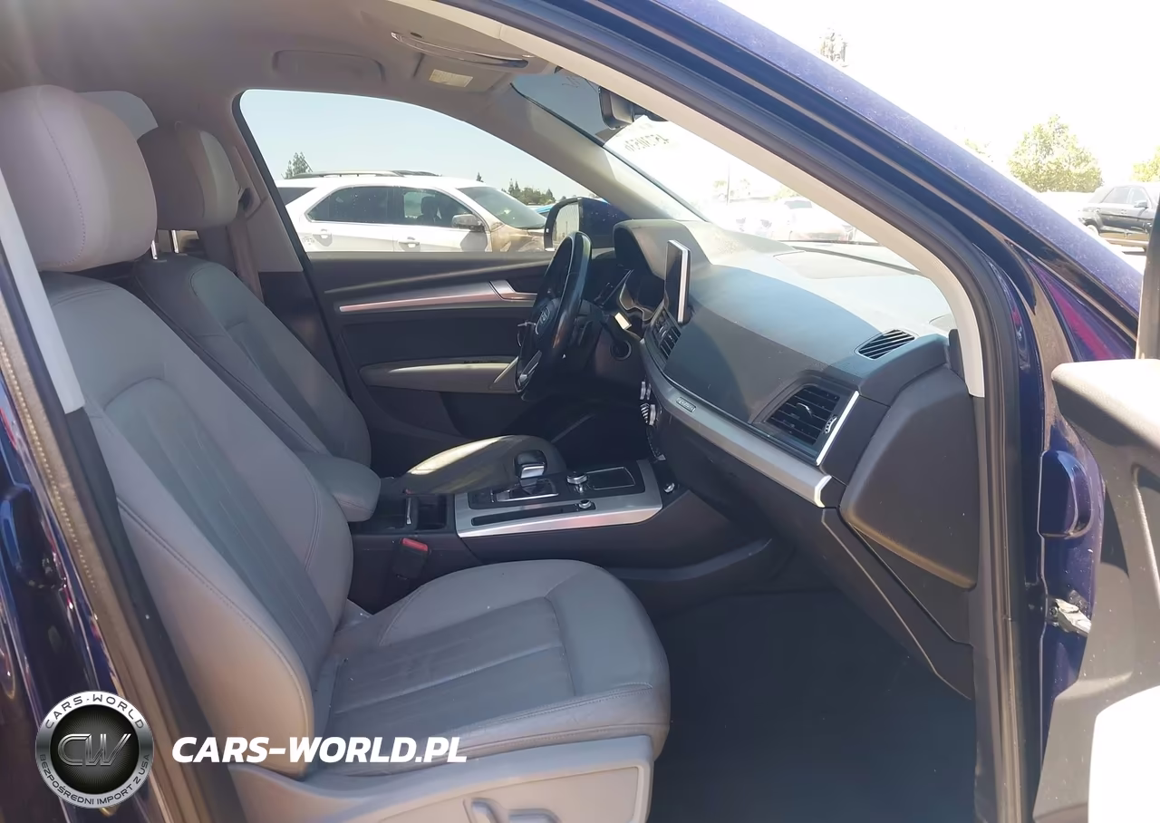 2018 Audi Q5 2.0T Premium-2.0T Tech Premium VIN:WA1ANAFY4J2017425 - 5