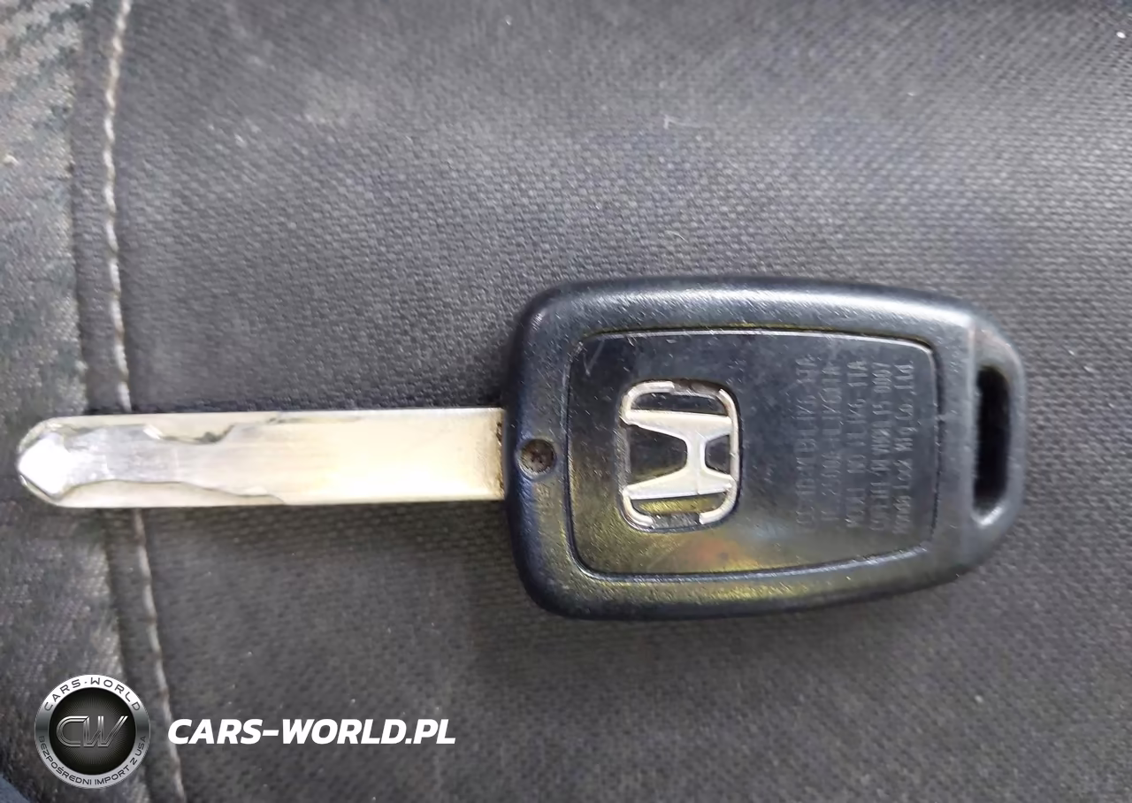 2018 Honda Civic Sport VIN:SHHFK7H42JU229625 - 11