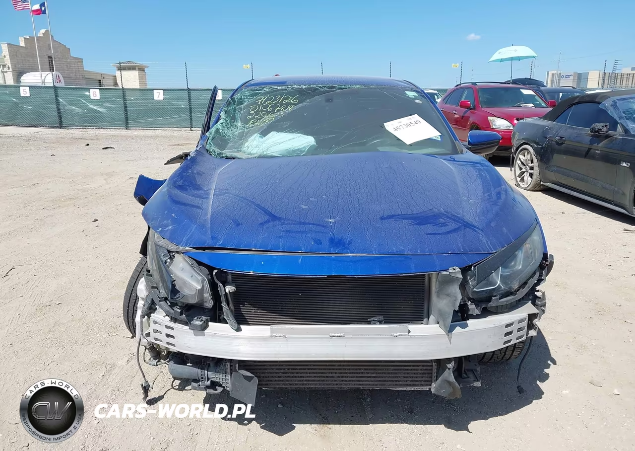 2018 Honda Civic Sport VIN:SHHFK7H42JU229625 - 13