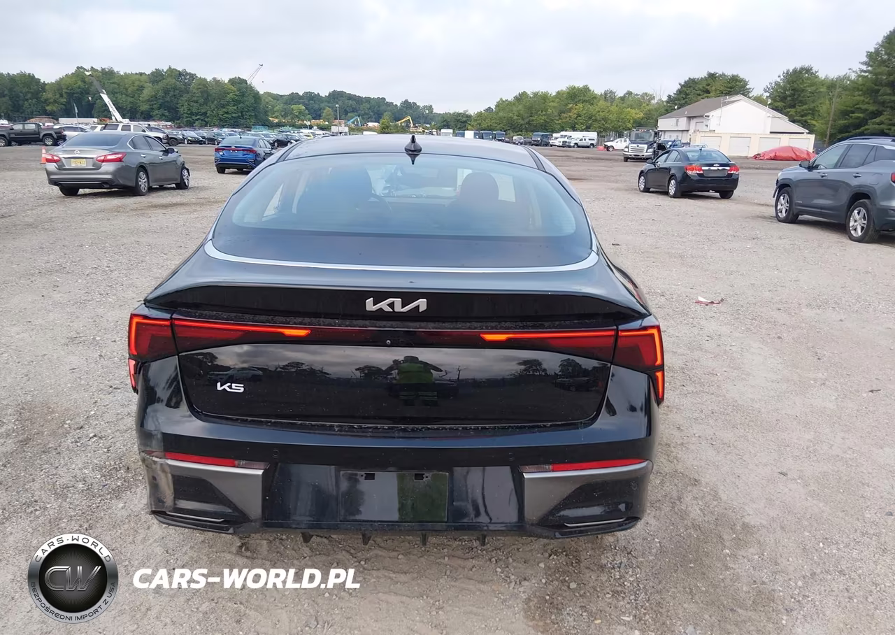 2025 Kia K5 Lxs VIN:KNAG24J74S5365084 - 16