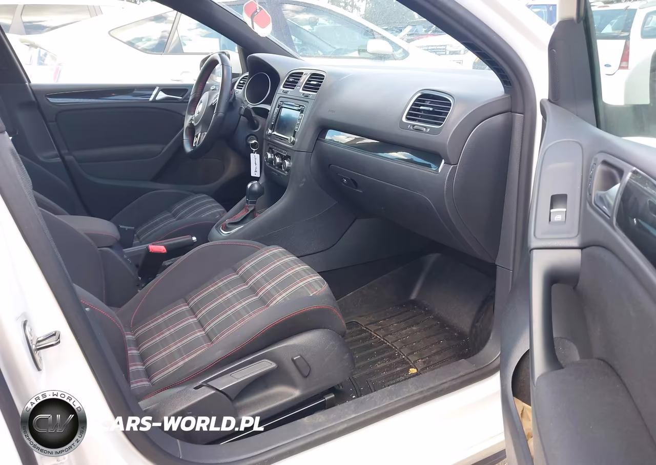 2010 Volkswagen Gti 4-Door VIN:WVWHD7AJ3AW404917 - 5
