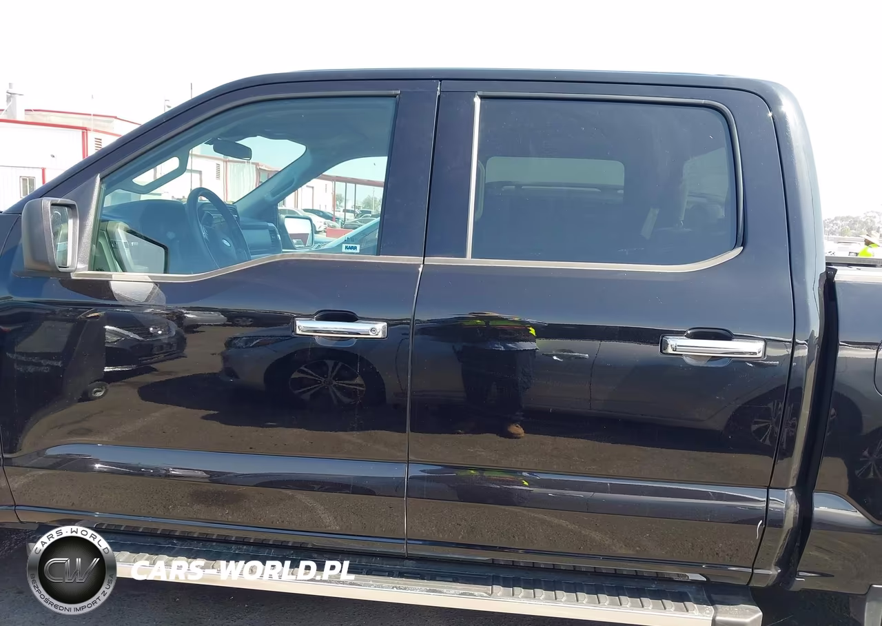 2025 Ford F-150 Xlt VIN:1FTEW3K57SKE28203 - 14
