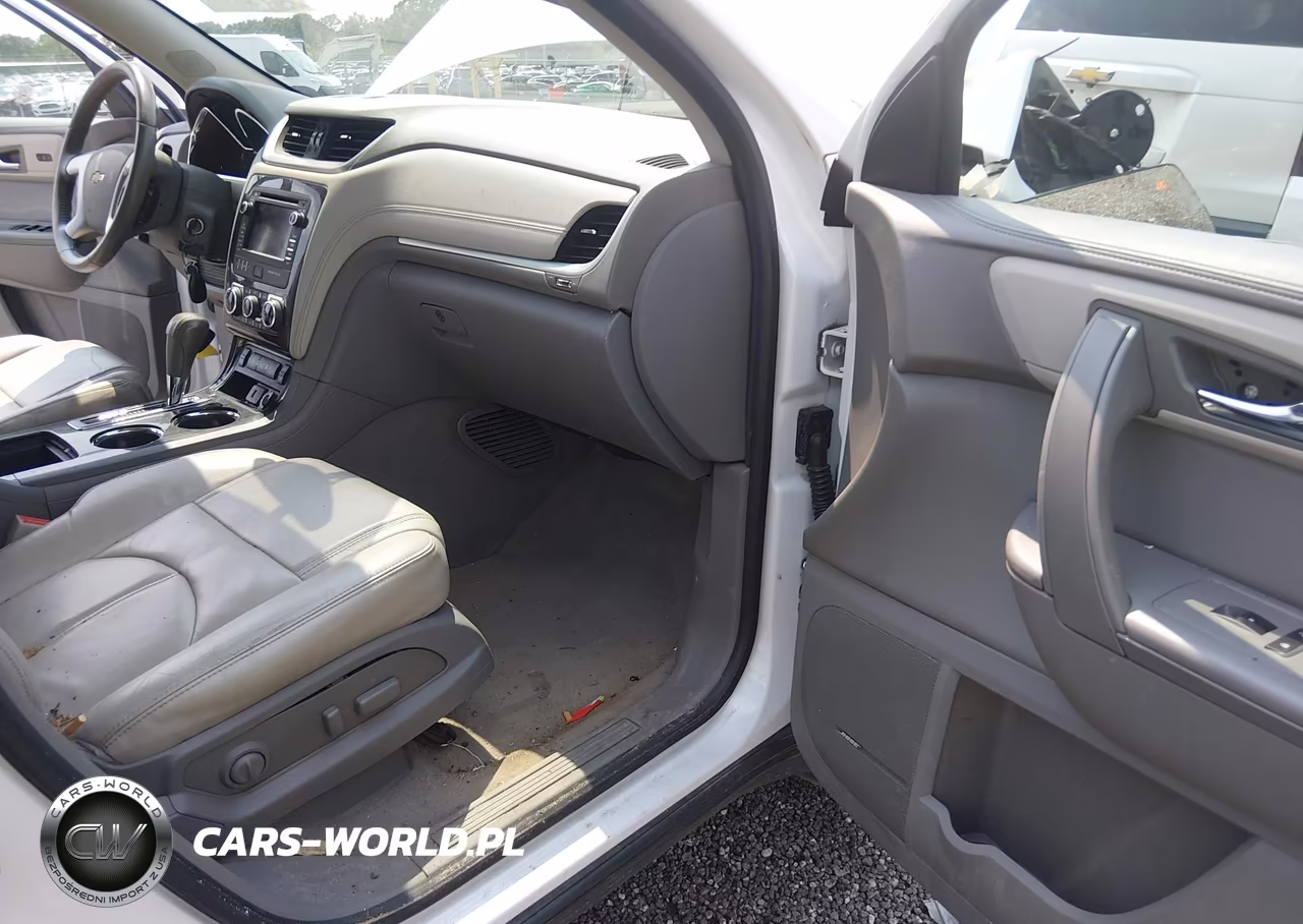 2017 Chevrolet Traverse Lt VIN:1GNKRHKD5HJ337452 - 5
