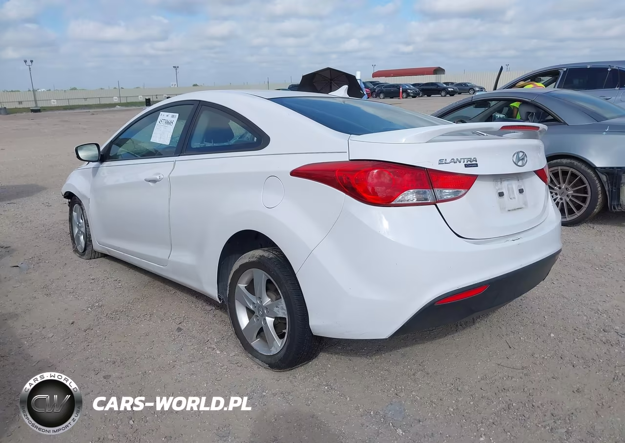 2013 Hyundai Elantra Gs VIN:KMHDH6AE6DU018391 - 3