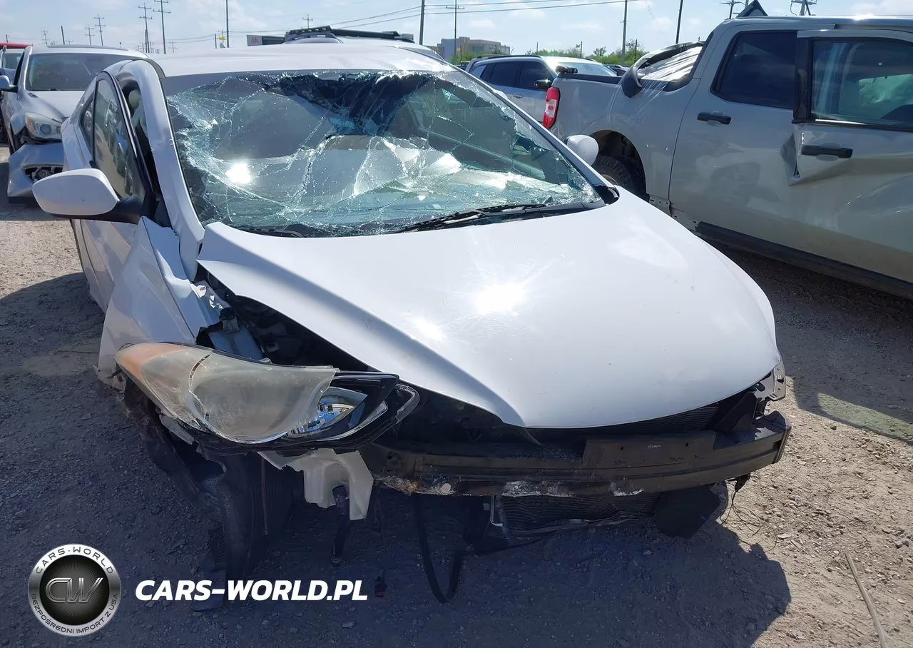 2013 Hyundai Elantra Gs VIN:KMHDH6AE6DU018391 - 6
