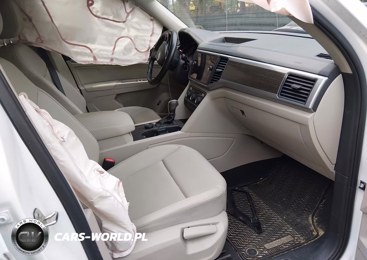 2019 Volkswagen Atlas Se VIN:1V2XR2CA0KC619167 - 5