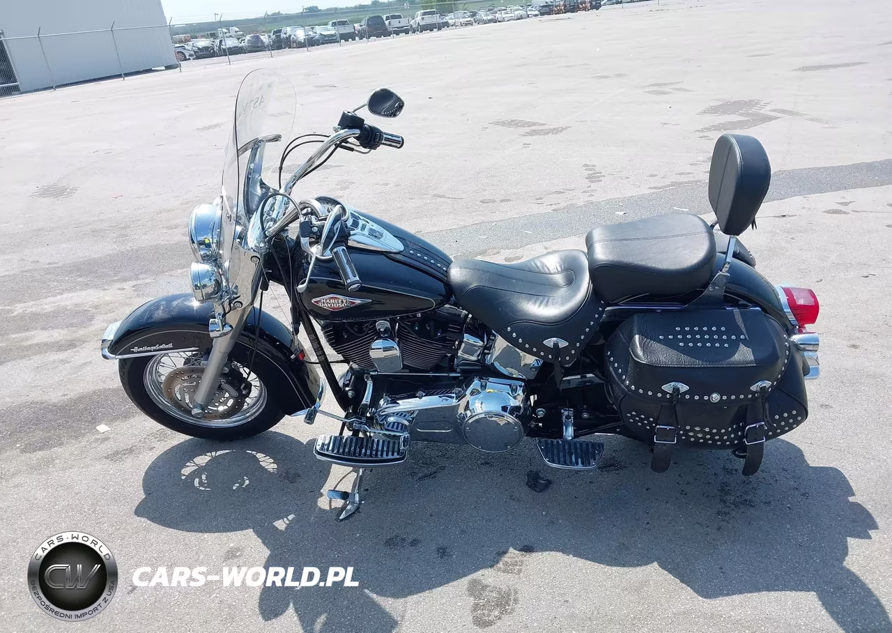 2013 Harley-Davidson Flstc Heritage Softail Classic VIN:1HD1BWV1XDB043384 - 13