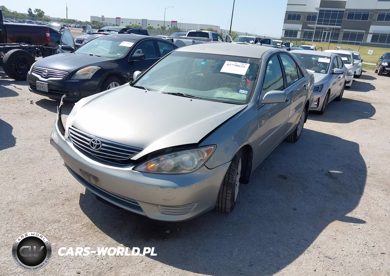2005 Toyota Camry Le VIN:4T1BE30KX5U598526 - 2