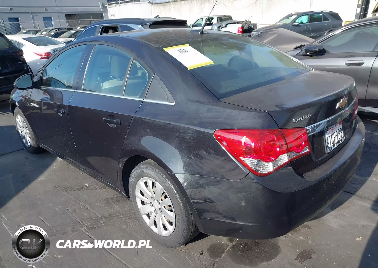 2011 Chevrolet Cruze Ls VIN:1G1PC5SH7B7295252 - 3