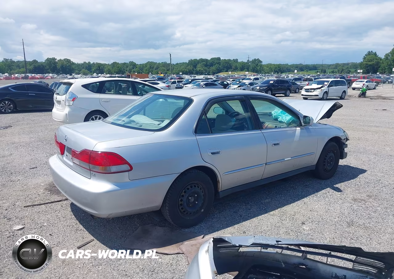 2002 Honda Accord 2.3 Lx VIN:1HGCG66522A168056 - 4