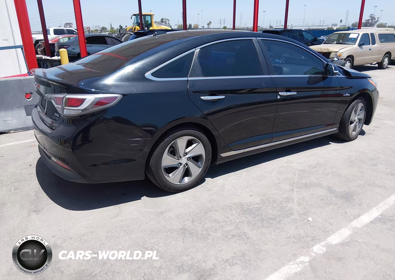 2017 Hyundai Sonata Plug-In Hybrid VIN:KMHE14L26HA068229 - 4