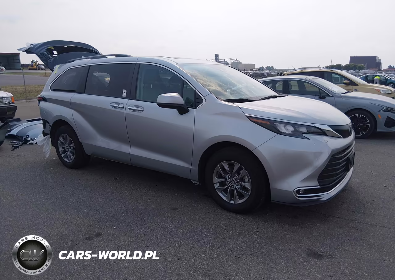 2024 Toyota Sienna Xle – zdjęcie 1 z 17