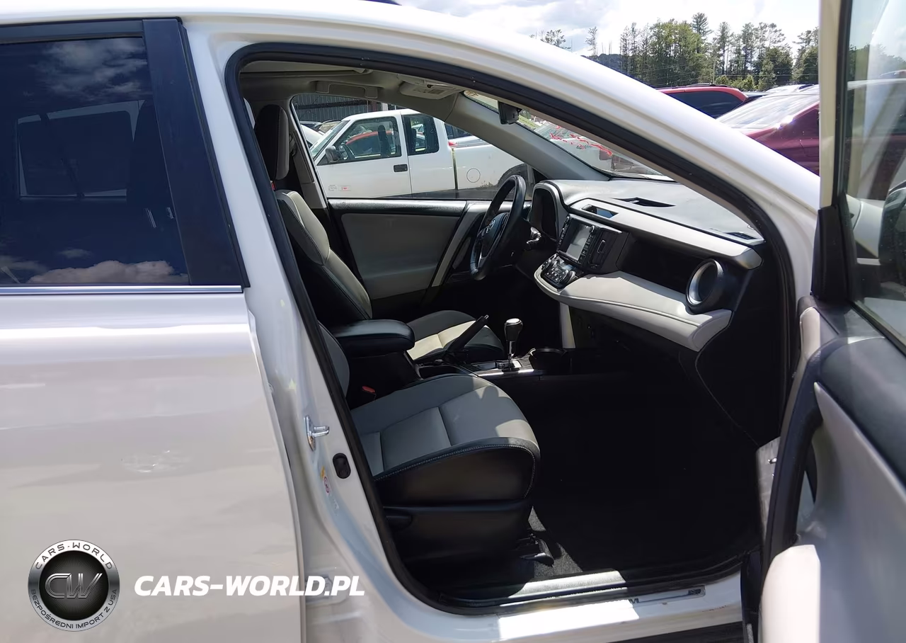 2017 Toyota Rav4 Platinum VIN:2T3DFREV4HW581437 - 5