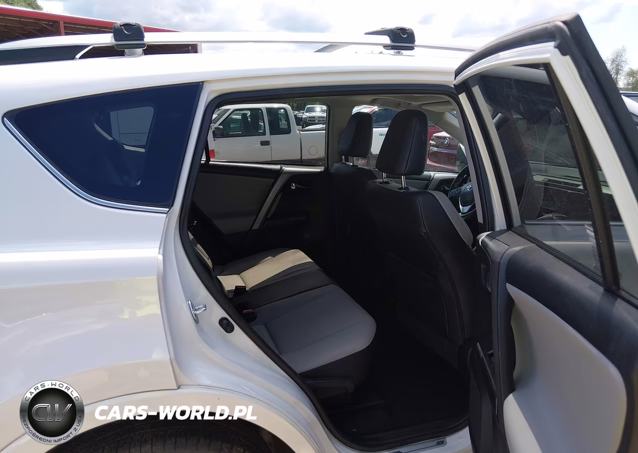 2017 Toyota Rav4 Platinum VIN:2T3DFREV4HW581437 - 8