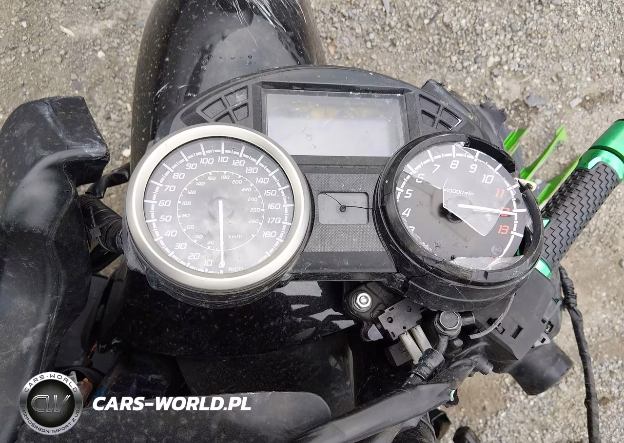 2013 Kawasaki Zx1400 E VIN:JKBZXNE16DA010054 - 7