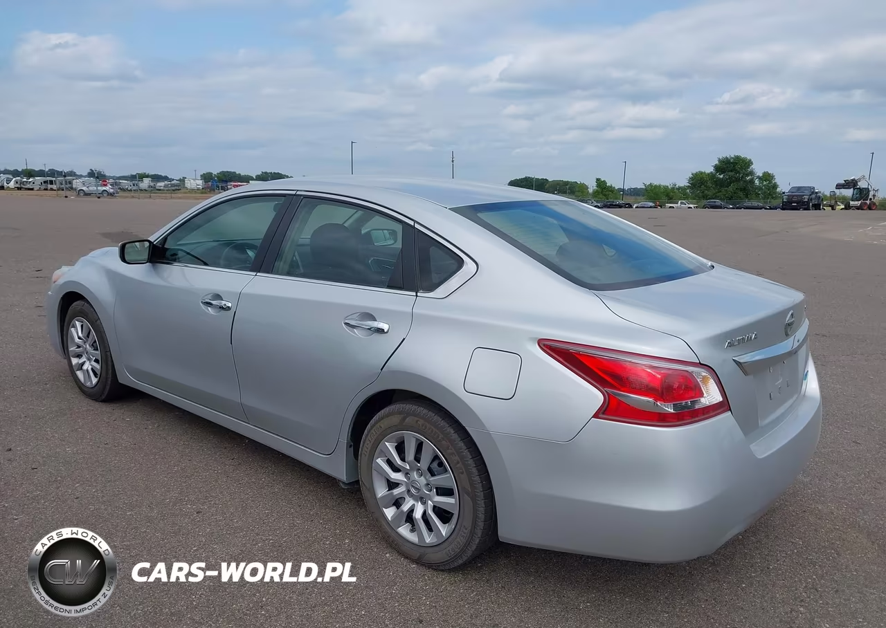 2013 Nissan Altima 2.5 S VIN:1N4AL3AP1DC132316 - 3