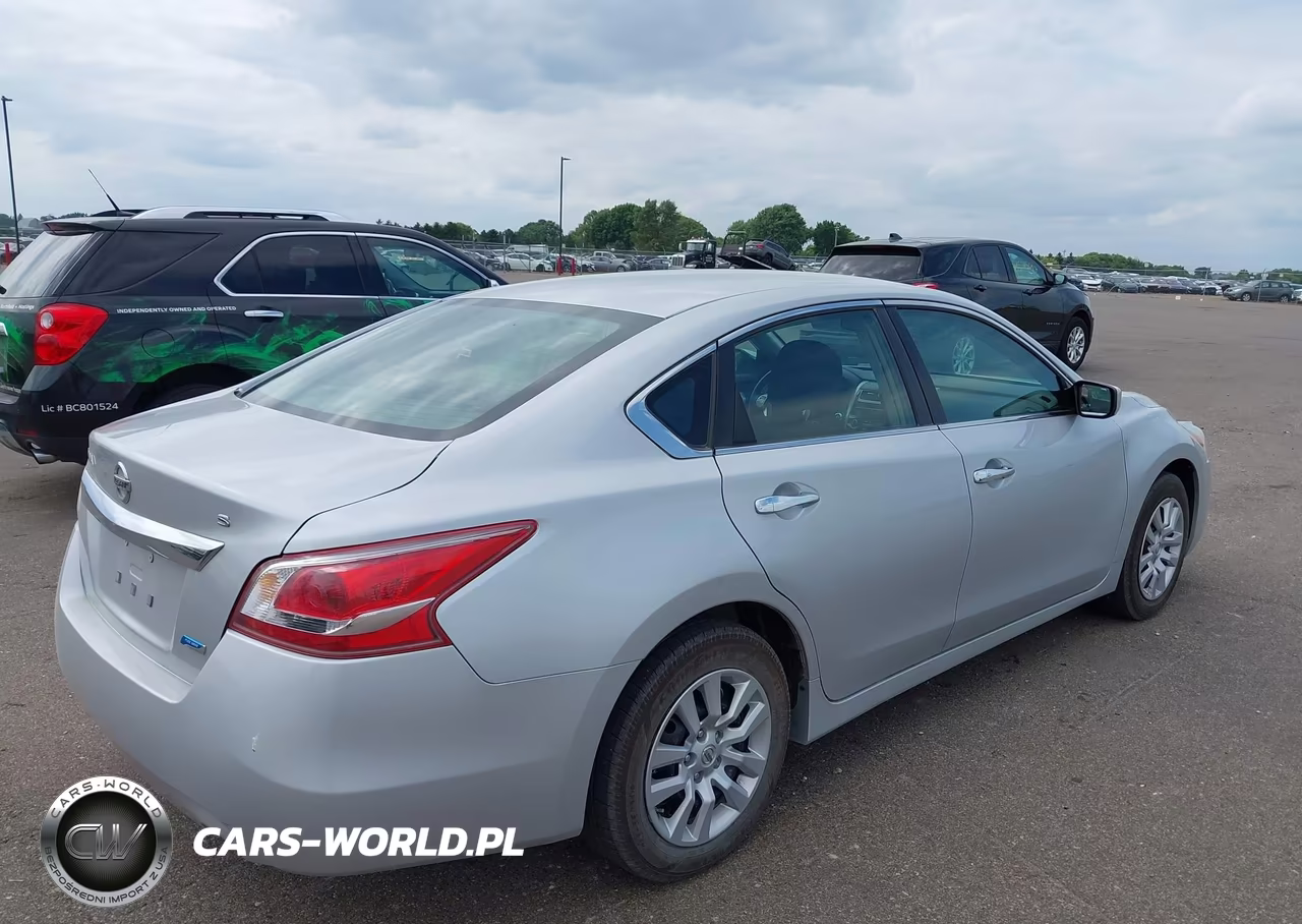 2013 Nissan Altima 2.5 S VIN:1N4AL3AP1DC132316 - 4