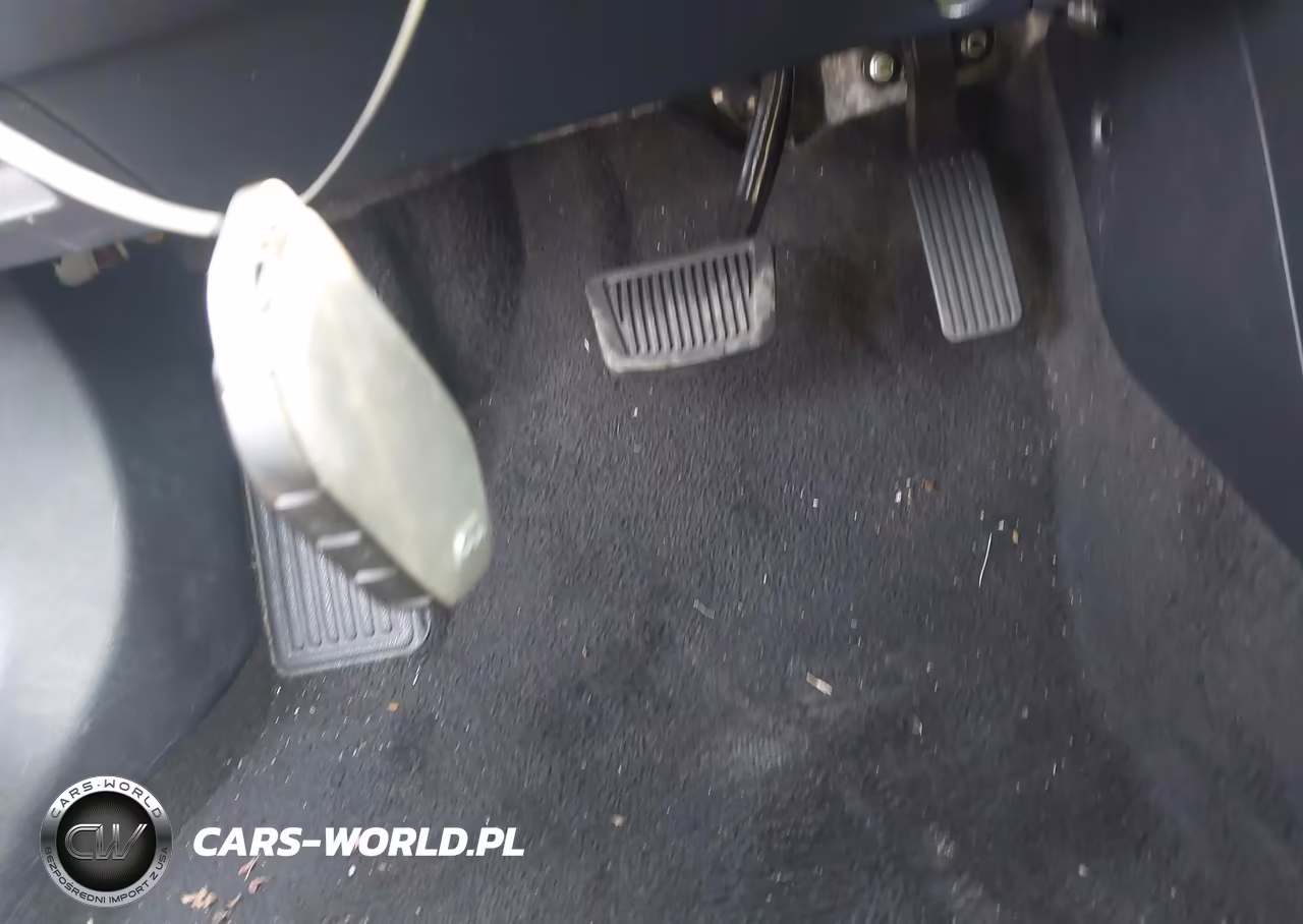 2025 Kia K4 Lxs VIN:3KPFT4DE8SE073013 - 11