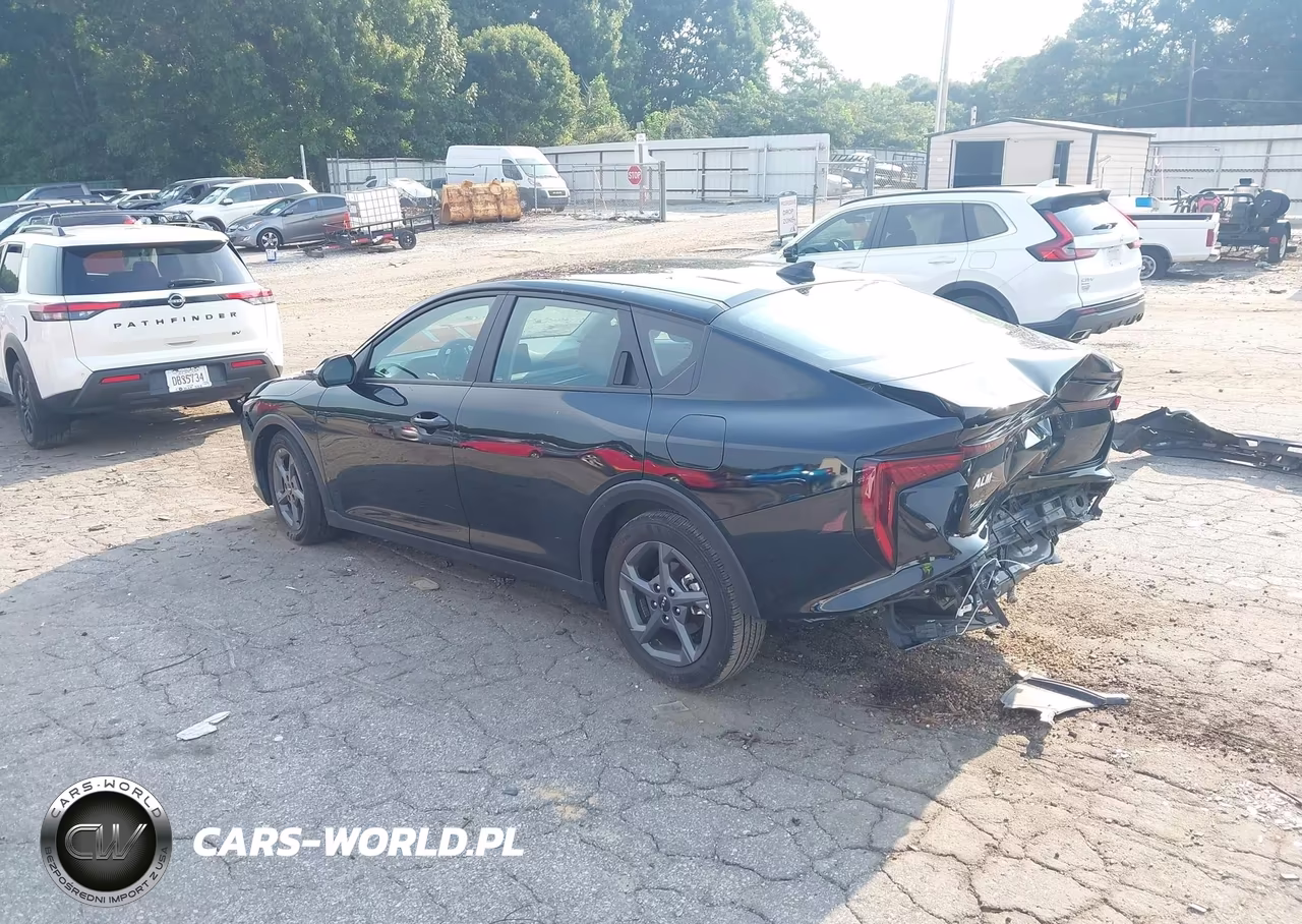 2025 Kia K4 Lxs VIN:3KPFT4DE8SE073013 - 3