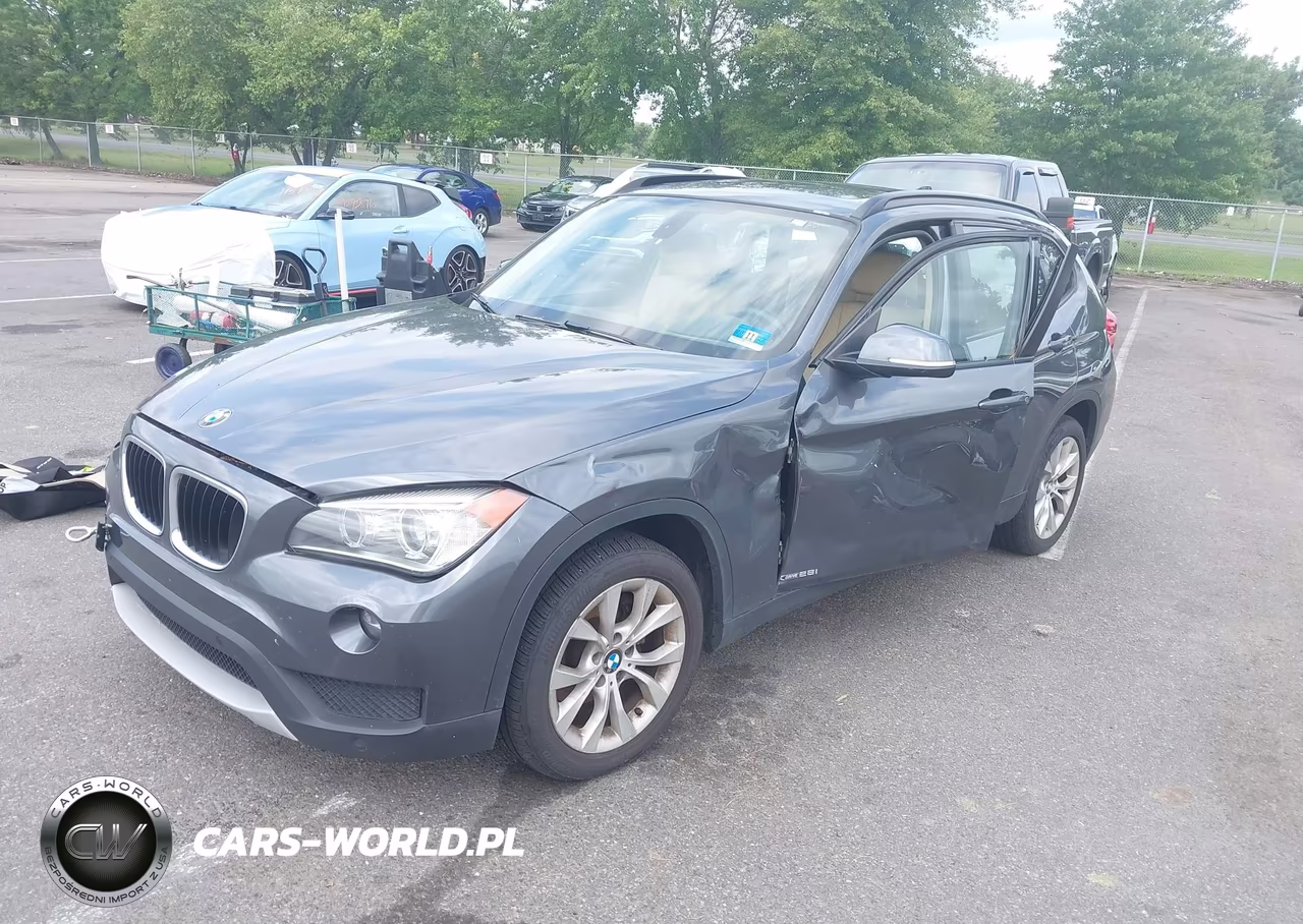 2013 BMW X1 xDrive28I VIN:WBAVL1C57DVR85431 - 2
