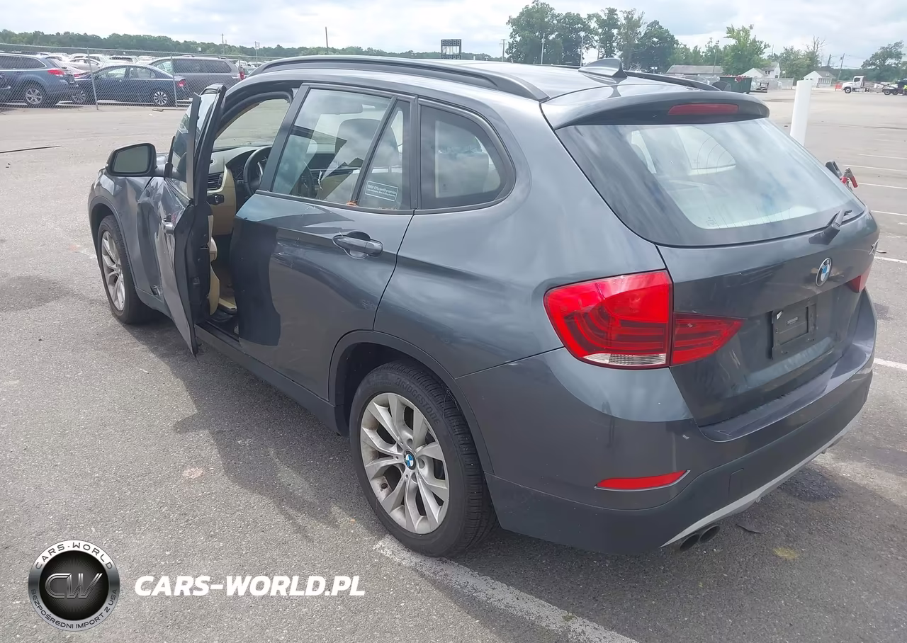2013 BMW X1 xDrive28I VIN:WBAVL1C57DVR85431 - 3