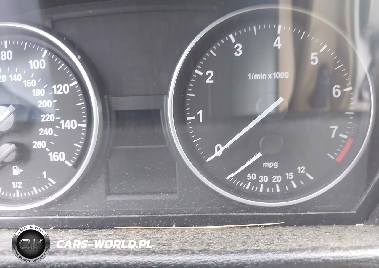 2013 BMW X1 xDrive28I VIN:WBAVL1C57DVR85431 - 7