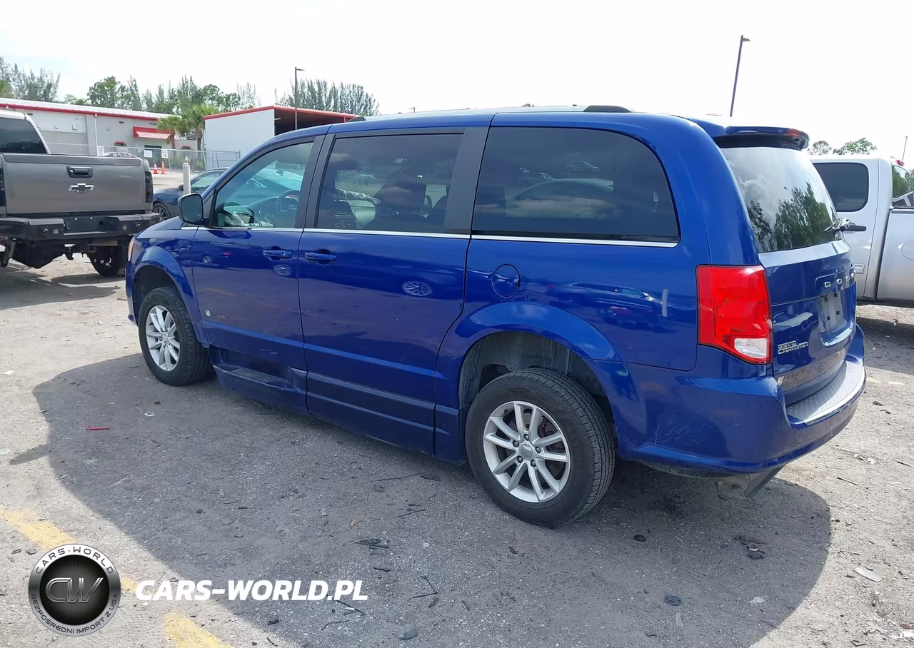 2018 Dodge Grand Caravan Sxt VIN:2C7WDGCG1JR309986 - 3