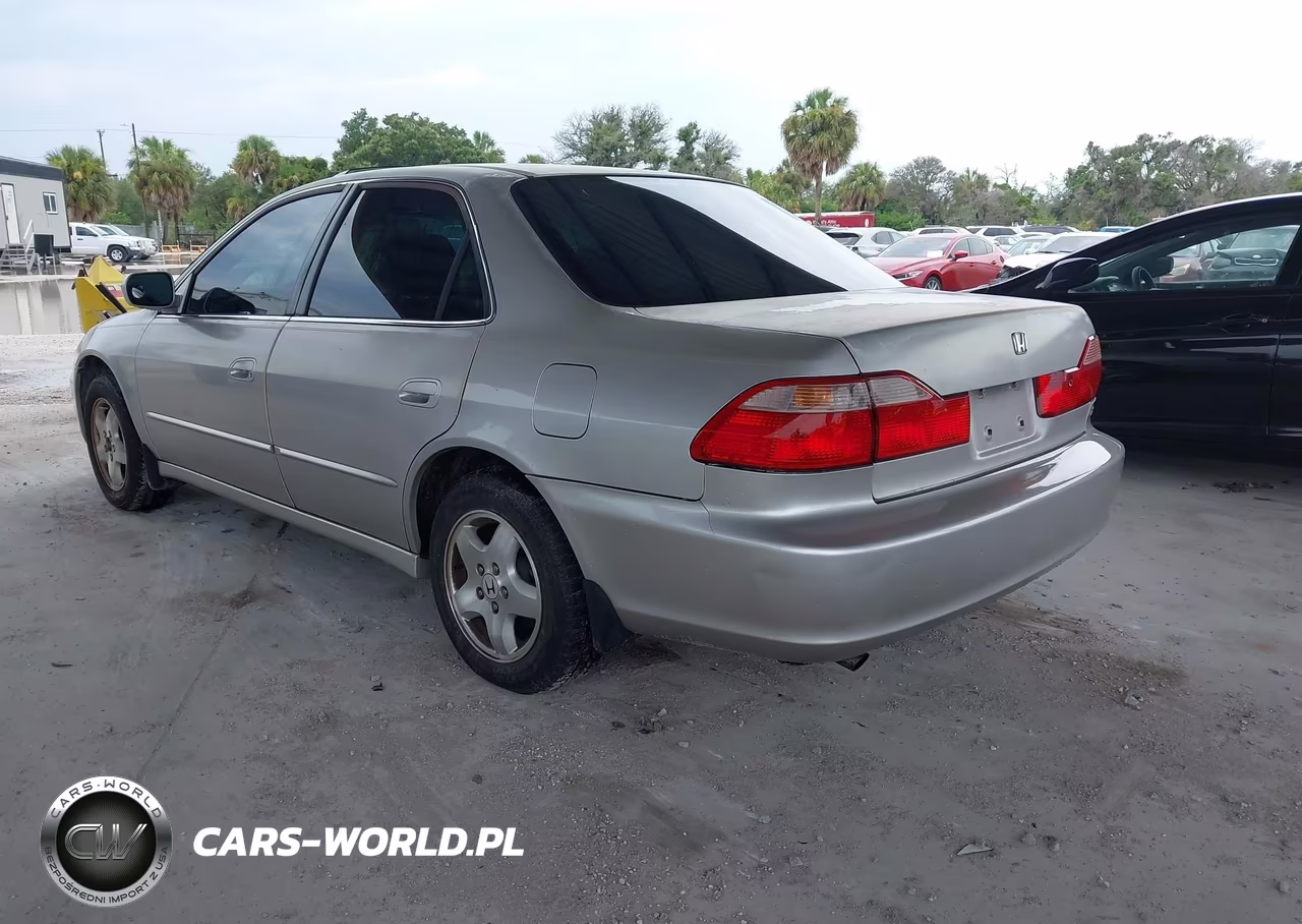 1999 Honda Accord Ex V6 VIN:1HGCG1652XA032584 - 3