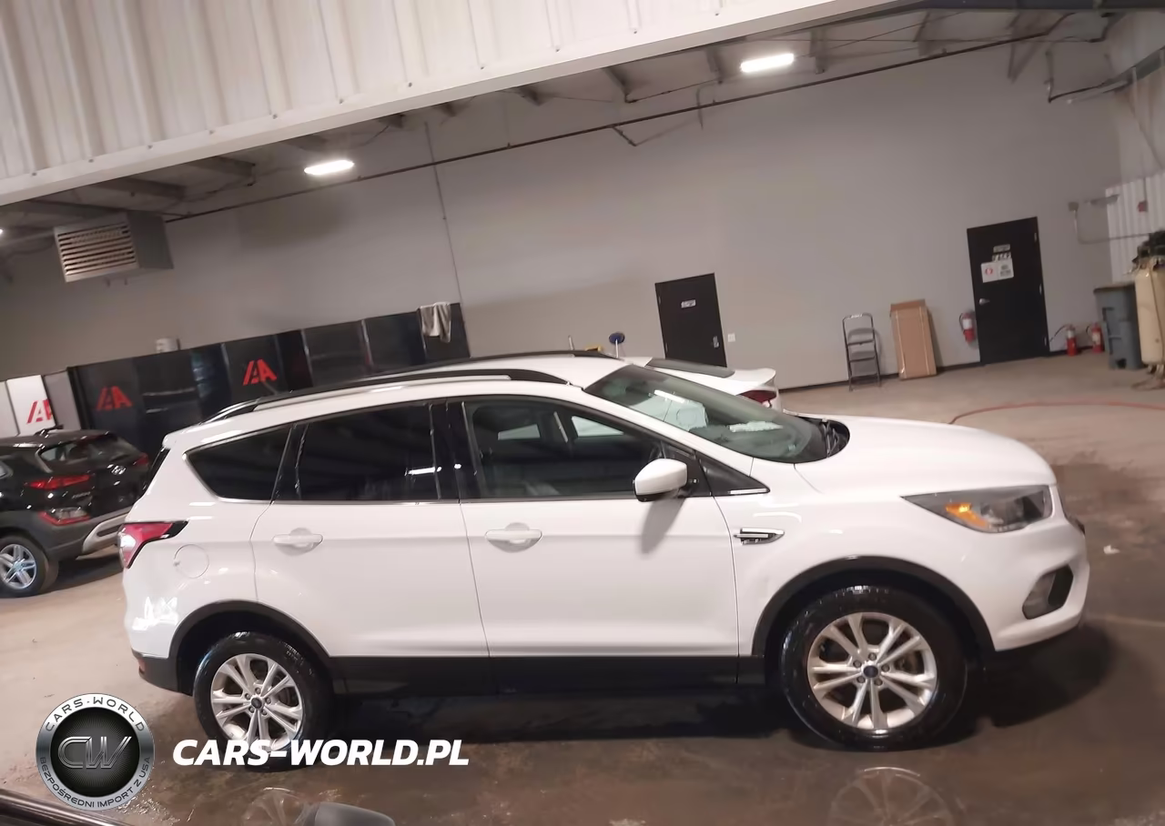 2018 Ford Escape Se VIN:1FMCU9GD3JUD08736 - 14