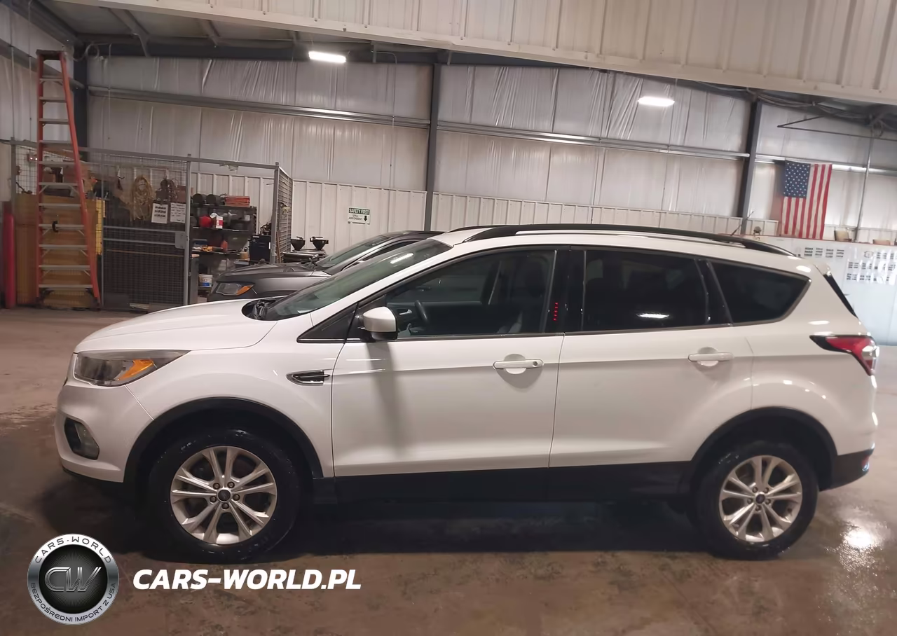 2018 Ford Escape Se VIN:1FMCU9GD3JUD08736 - 15