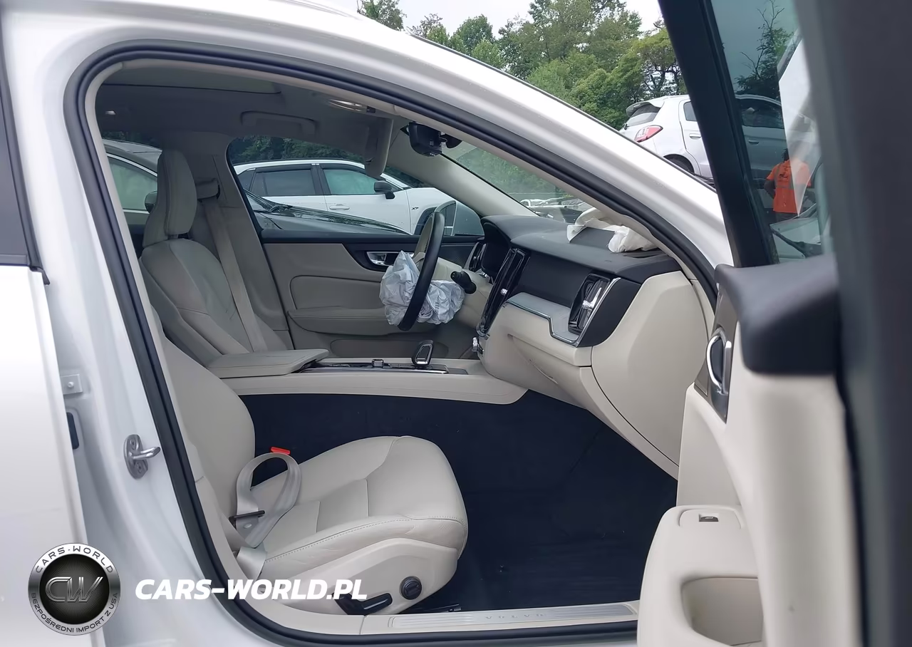 2023 Volvo V60 Cross Country B5 Plus VIN:YV4L12WZ9P2107846 - 5