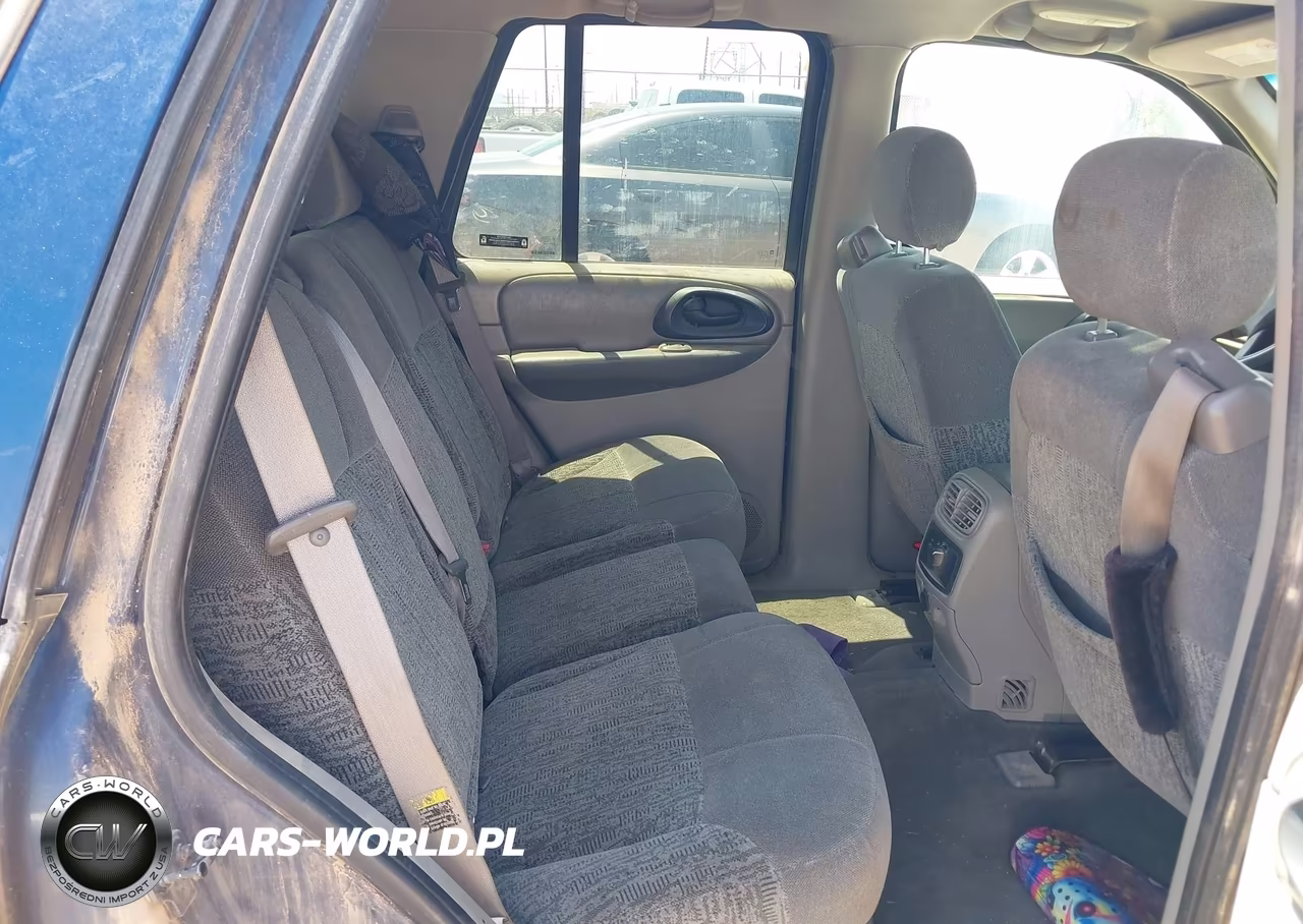 2002 Chevrolet Trailblazer Ls VIN:1GNDT13S122458947 - 8