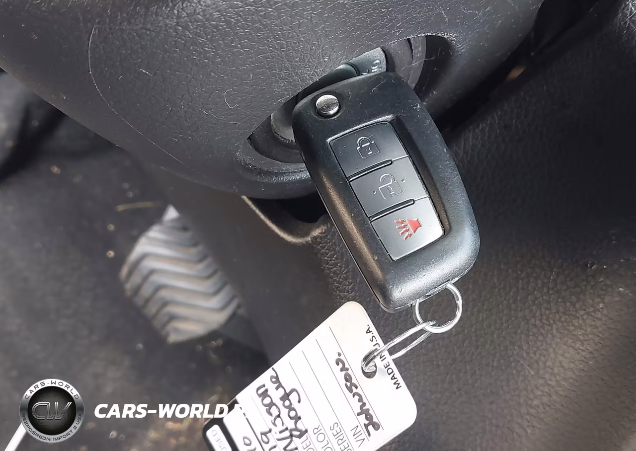 2019 Nissan Rogue Sport S VIN:JN1BJ1CR1KW323370 - 11