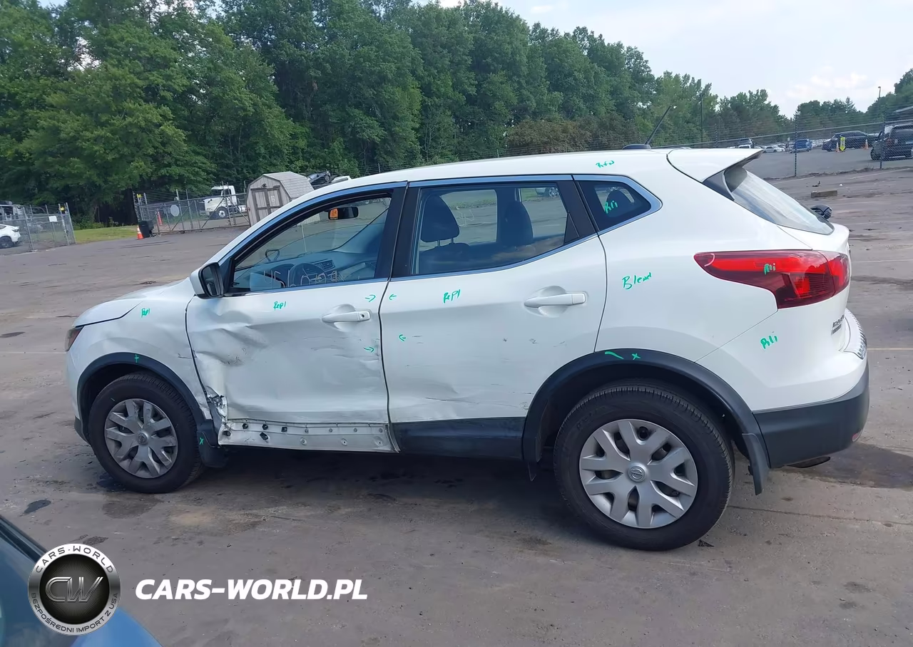 2019 Nissan Rogue Sport S VIN:JN1BJ1CR1KW323370 - 14