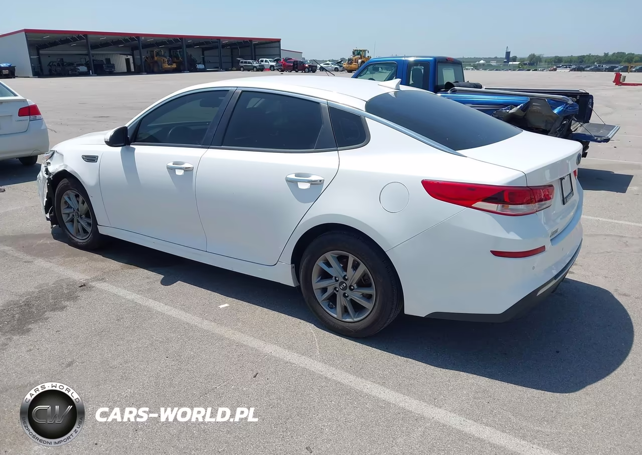 2019 Kia Optima Lx VIN:5XXGT4L35KG283077 - 3