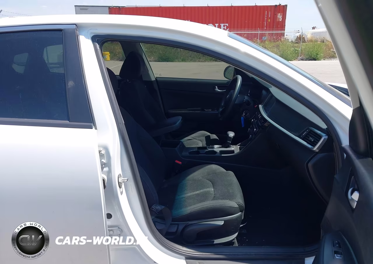 2019 Kia Optima Lx VIN:5XXGT4L35KG283077 - 5