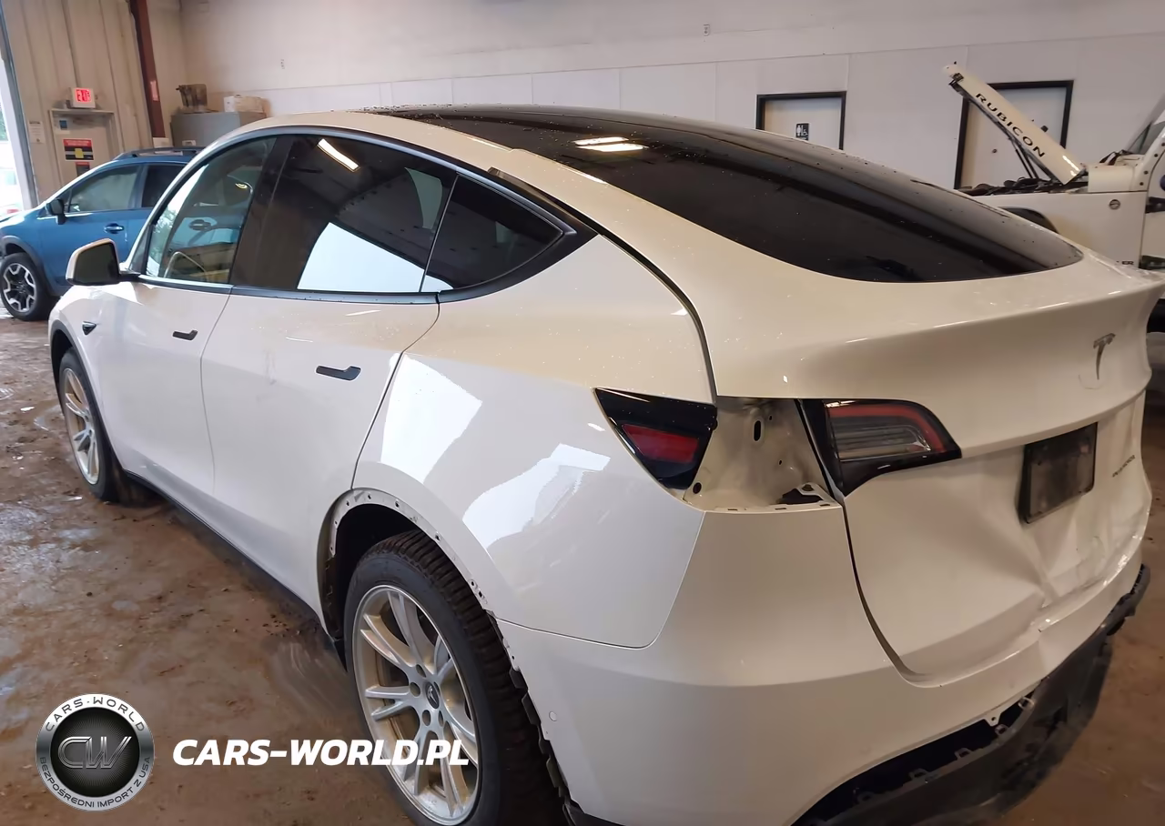 2021 Tesla Model Y Long Range Dual Motor All-Wheel Drive VIN:5YJYGDEE6MF192249 - 3