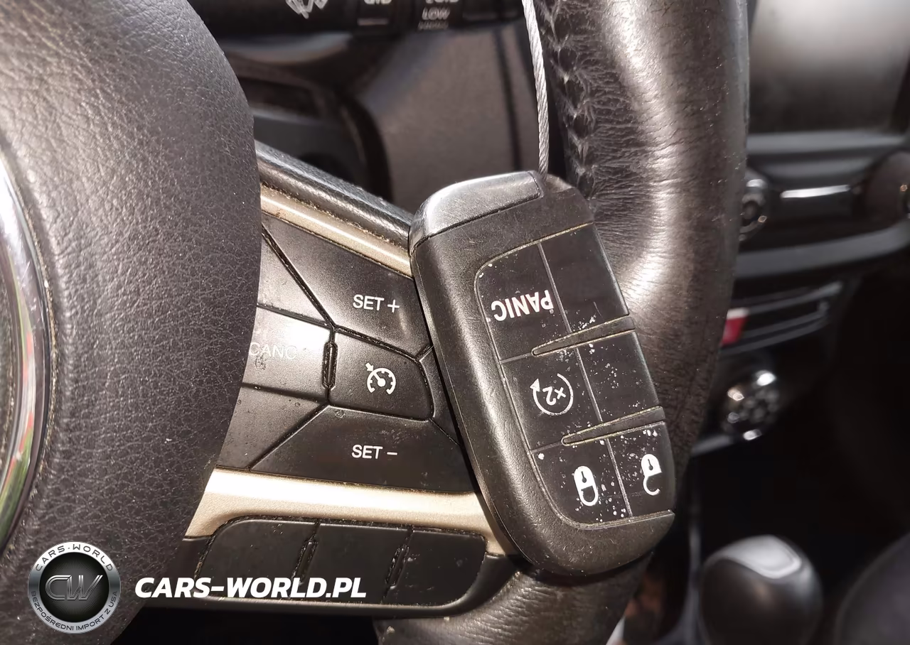 2016 Jeep Renegade Latitude VIN:ZACCJBBT1GPC56486 - 11