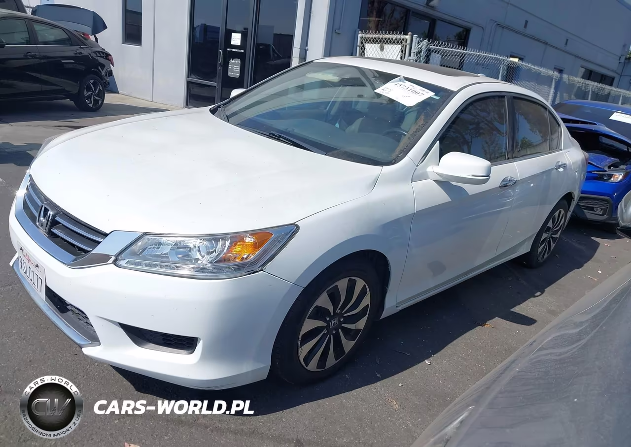 2015 Honda Accord Hybrid Touring VIN:1HGCR6F73FA003229 - 2