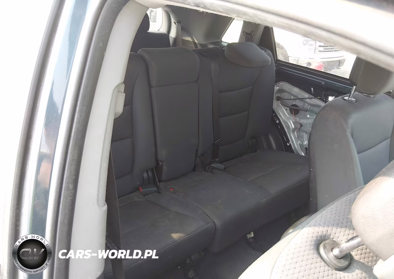2011 Kia Sorento Lx V6 VIN:5XYKT4A21BG147559 - 8