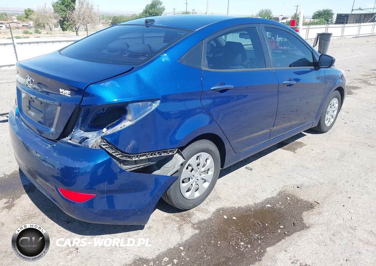 2015 Hyundai Accent Gls VIN:KMHCT4AE8FU879122 - 4