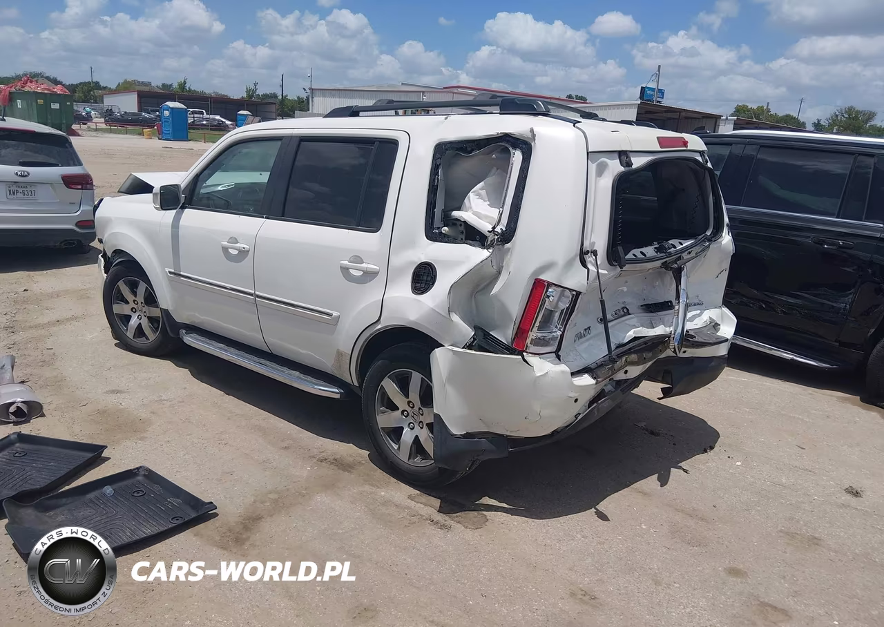 2012 Honda Pilot Touring VIN:5FNYF3H91CB025128 - 3