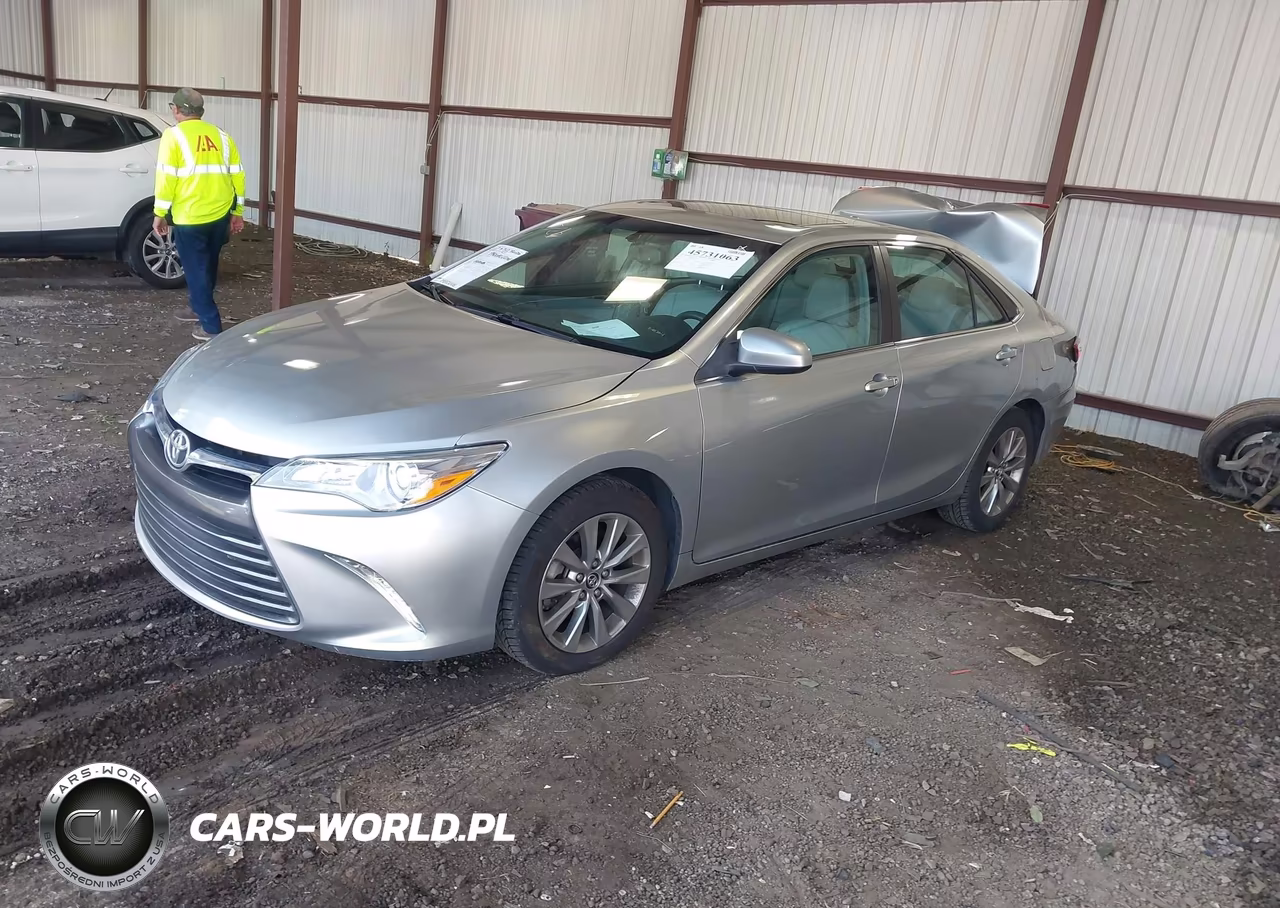 2015 Toyota Camry Xle VIN:4T1BF1FK4FU911063 - 2