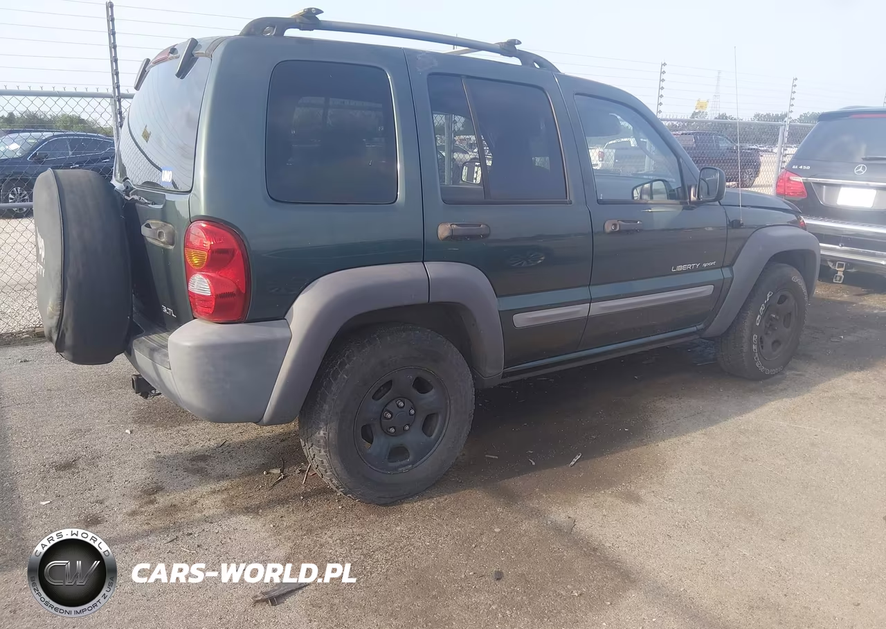2002 Jeep Liberty Sport VIN:1J4GL48K72W324639 - 4